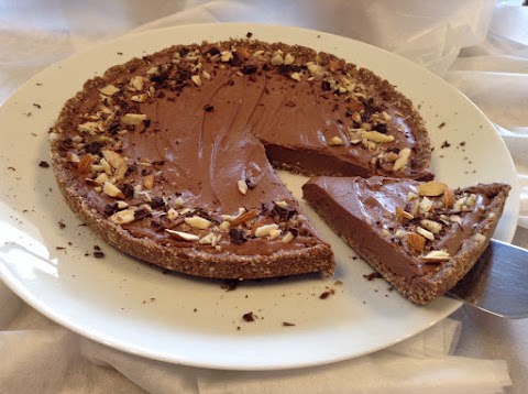 Tarte Mousse de chocolate (saudável; sem açúcar, sem glúten; sem nenhum tipo de gordura)