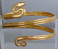 Bracelet That Looks Like A Snake1