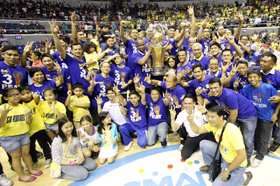 ropang Texters hold the trophy of victory