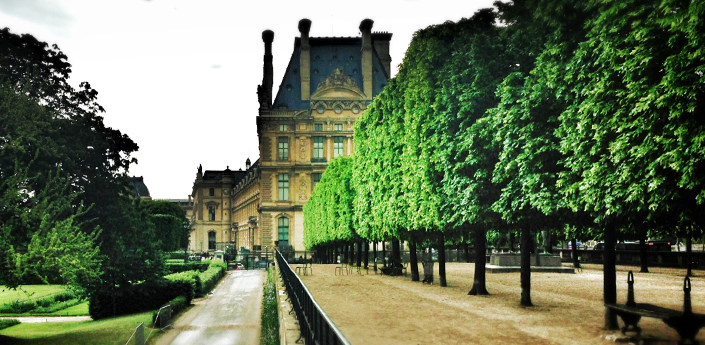 Palais du Louvre from Jardin des Tuileries