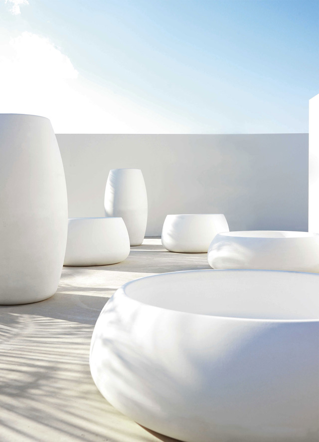 Saharaâ„¢ White Outdoor Planter Pots - Modern : Planter