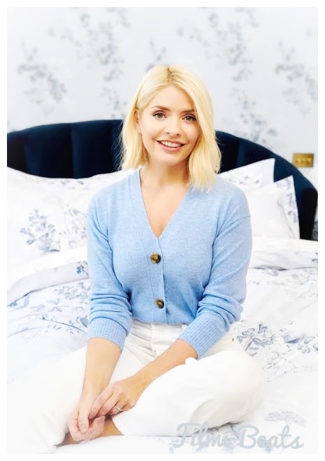 Holly Marie Willoughby wallpapers & Biography