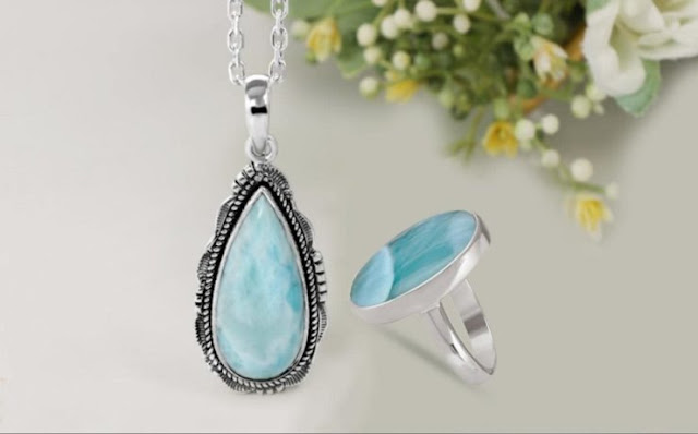 The Elocution of Gemstones: Deciphering the Advantages of Larimar Jewelry