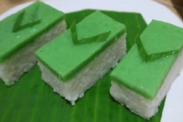 How to make srikaya sticky rice cakes