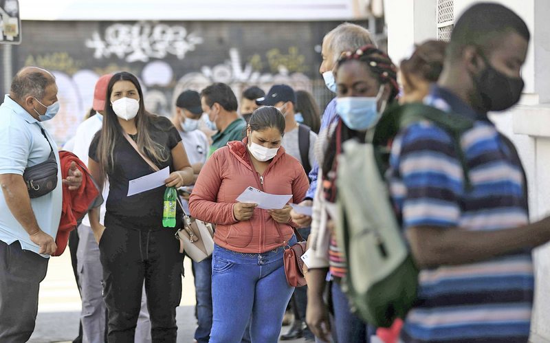 Ministra Rubilar explica cómo postular al Ingreso Familiar de Emergencia aumentado