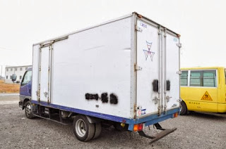 1999 Canter Freezer 2 ton for Tanzania to Dar es salaam