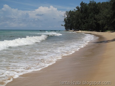 Nai Yang Beach