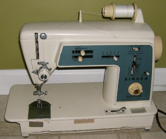 Vintage Sewing Machines: Who Let the Feed Dogs Out?