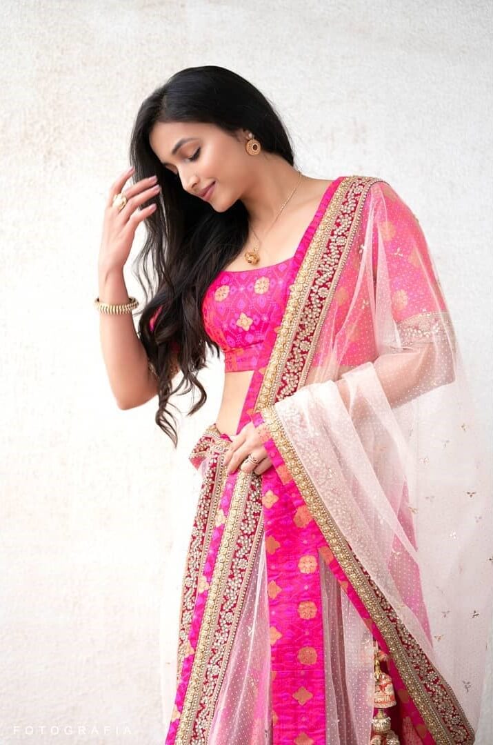 Srinidhi Shetty 40+ HD Images Download | Actress Srinidhi Shetty Hot, Sexy, Photos