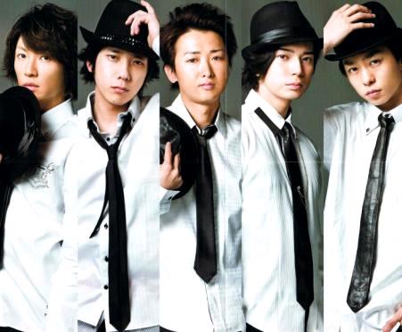 Foto de los integrantes de Arashi 