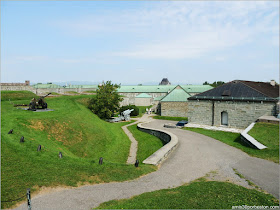 Cañones de la Ciudadela de Quebec en Canadá