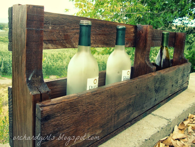 DIY: Pallet Wine Rack by Orchard Girls