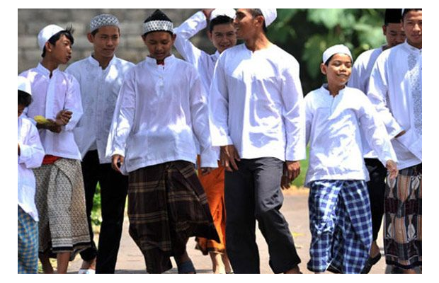 http://www.waskhas.com/2017/02/alasan-memilih-pesantren-dari-pada-kos.html