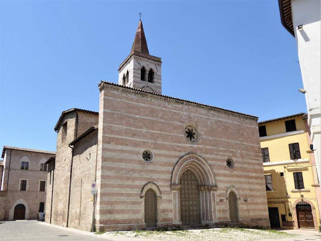 collegiata san salvatore a foligno