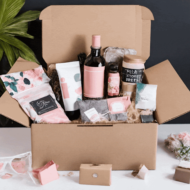 Most Popular Female Subscription Boxes