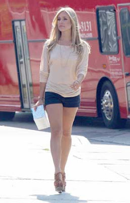 Kristin Cavallari Legs Photos