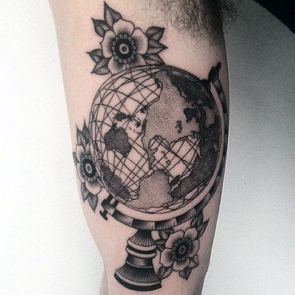 tatuagem globo terrestre