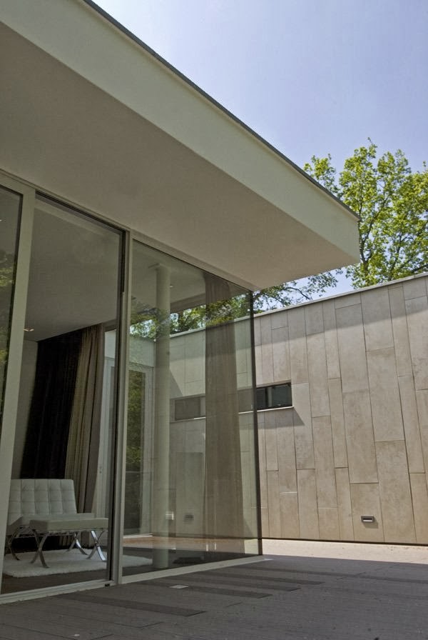 Glass wall in Modern home by Clijsters Architectuur Studio