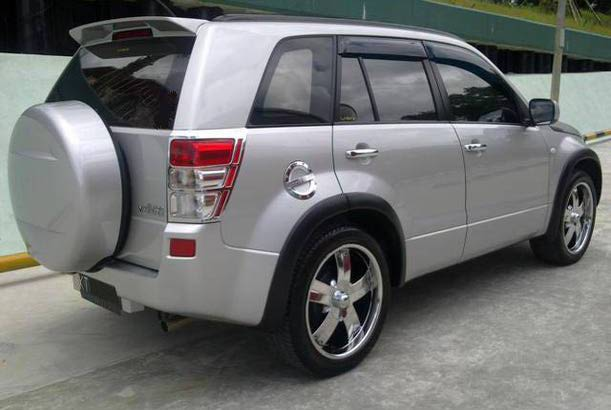 Dijual Mobil Samarinda; Suzuki Grand Vitara JLX M/T (2008) Warna  title=