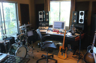 How to Put Together a Home Recording Studio