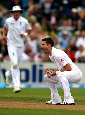 James Anderson - Wallpapers