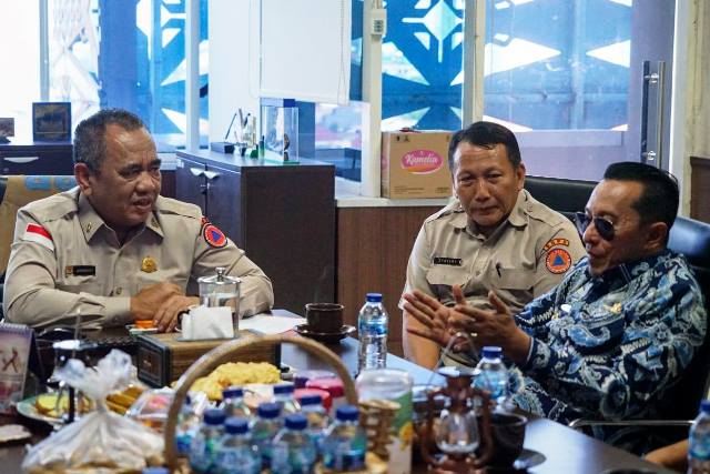  Rombongan Bupati Tanah Datar Datangi BNPB