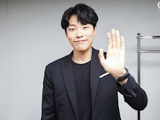 Pesta Kejutan untuk 1 Tahun Debut Akting Ryu Jun Yeol