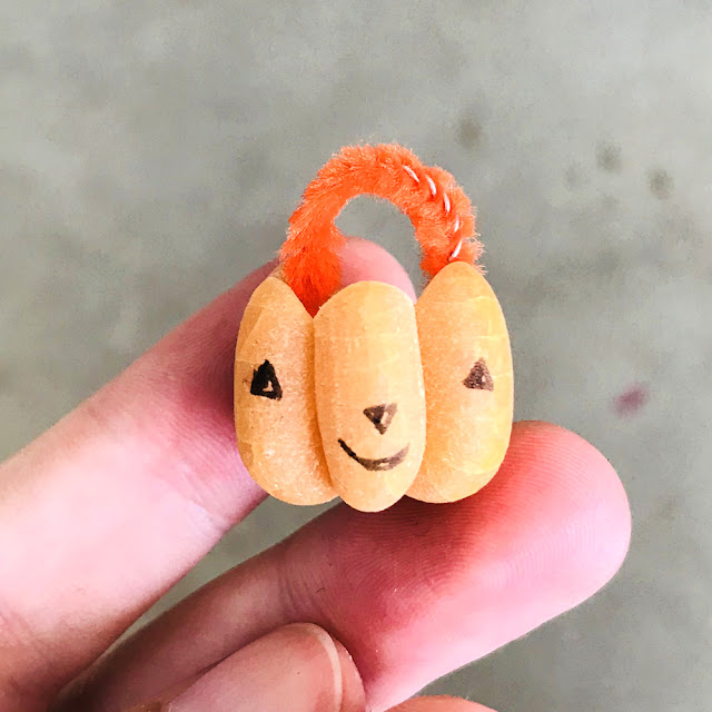 Make an adorable mini jack-o-lantern using Trader Joe's butternut squash pasta | Linzer Lane Blog School of Cute