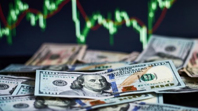 Por que o dólar disparou 4,14% e quase chegou a R$ 5,40?