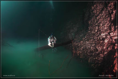 Fenomena Sungai di Bawah Laut Cenote Angelita (Penjelasan)