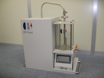 Converts Plastic into Oil Machine