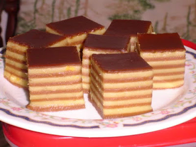 Resepi kuih: KUIH LAPIS COKLAT JAGUNG