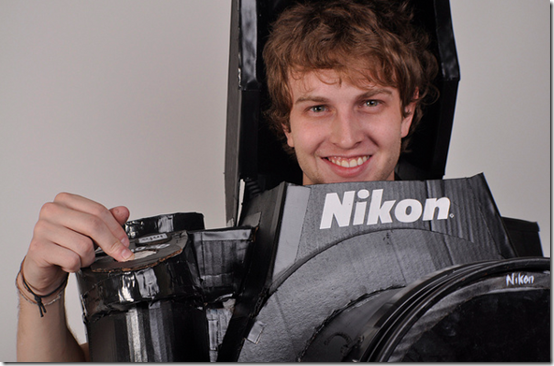Tyler-Card´s-Nikon-costume