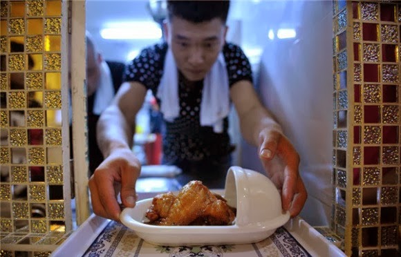 Ada Restoran Unik Bertema Toilet di Cina