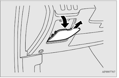 Open the fuse lid and pull to remove it