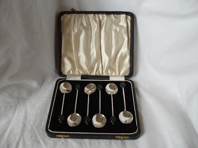   SET OF SIX ART DECO BEAN TOP SPOONS STERLING SILVER BIMINGHAM 1936