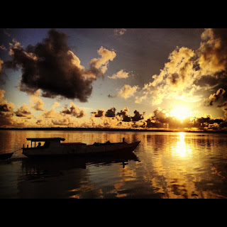 sunset in maratua, spectacular sunset, adventure in maratua