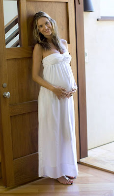pictures of Alessandra Ambrosio pregnant photos photo gallery
