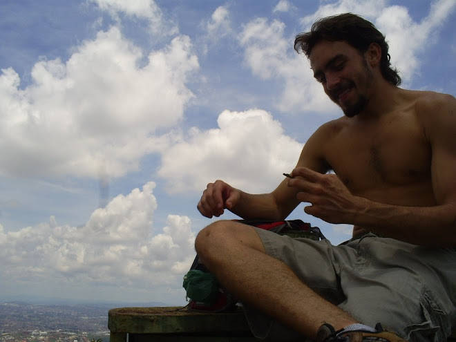 horizontes são imenssos. Dentro de nós existe um horizonte incalculavelmente infinito