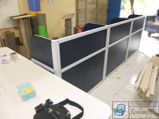 Meja Cubicle Sekolah Bongkar Pasang Warna Biru