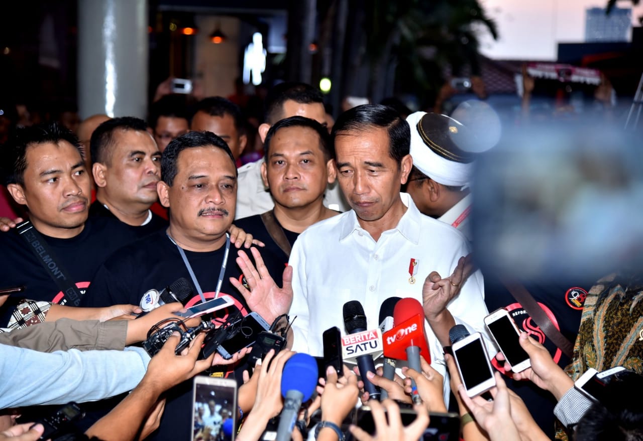 Presiden Jokowi Minta Didemo, Demo Apa?