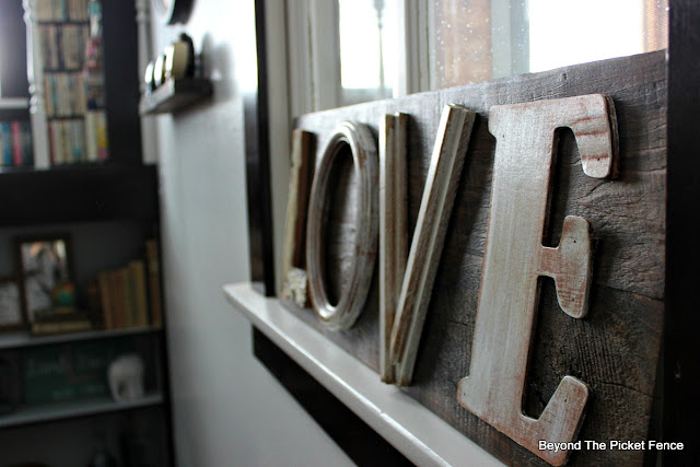 make a farmhouse sign from salvaged wood