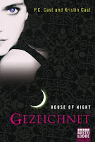 http://buecherwuermchen.blogspot.de/2011/12/rezension-house-of-night-gezeichnet.html