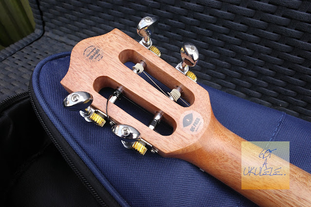 Flight Carabao Lite Baritone Ukulele tuners