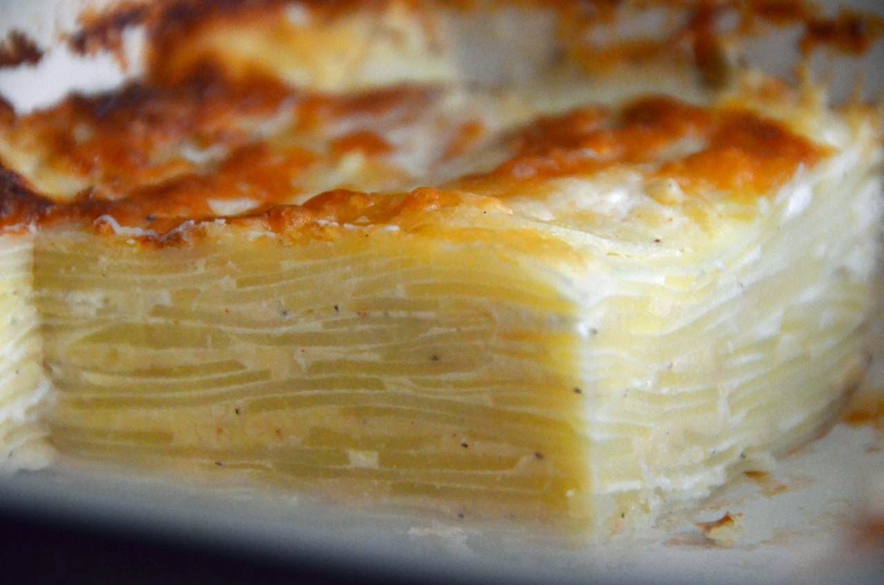 GRATIN DAUPHINOIS (KARTOFFEL GRATIN)