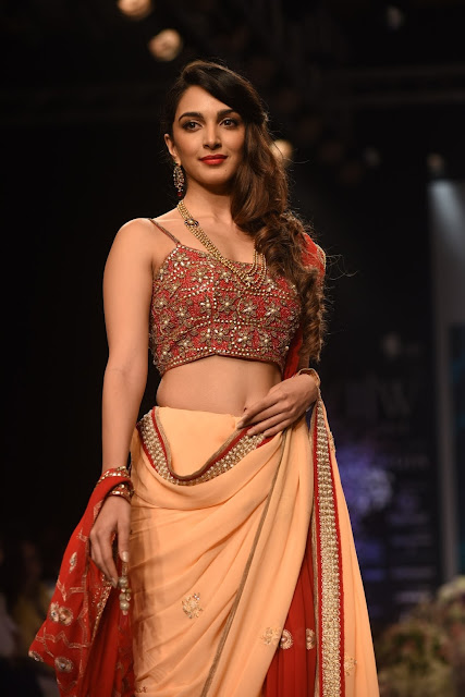 kiara advani hot, kiara advani hot photos, kiara advani wallpapers