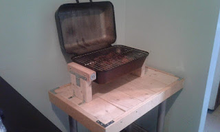 MA PROPRE BBQ TABLE