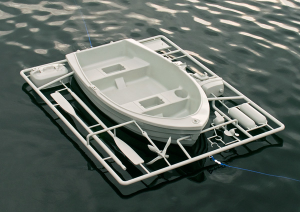 Elliptical Boat : Human powered boat allows you to 'walk on water'.