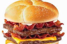 Yuk, Nikmati Rabu WOW Burger Segi Empat dari Amerika!