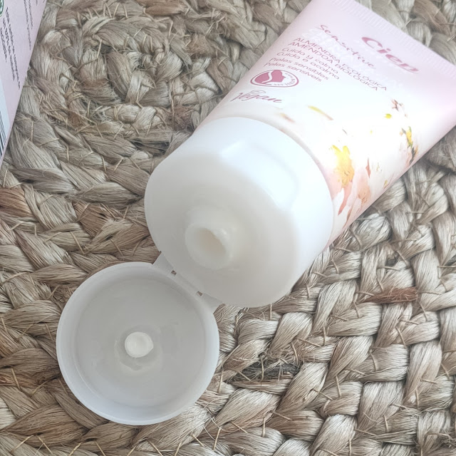 Crema facial de almendra ecológica LIDL -Mi opinión 03